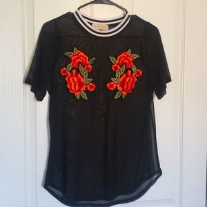 Rose Mesh Tshirt